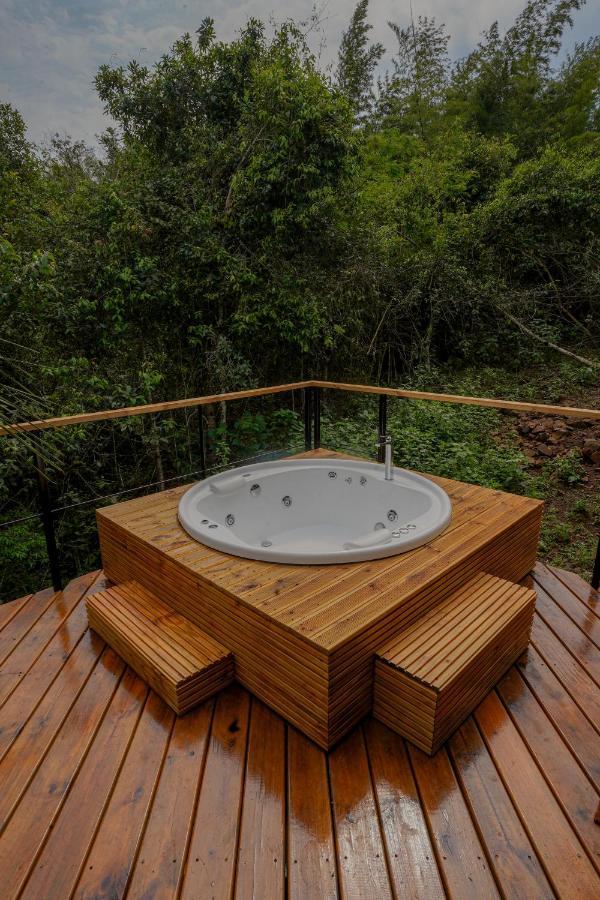 Reserva Natural Iguazu - Pristine Luxury Camp Puerto Libertad Exteriör bild